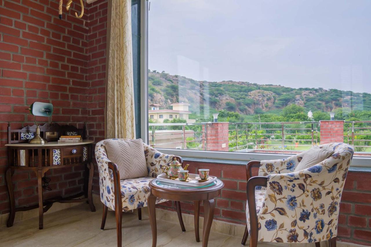 Stayvista At Hillside Paradise Dhauj Esterno foto